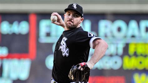 Liam Hendriks is driven to return to the Chicago White Sox after having non-Hodgkin lymphoma: ‘My job is to get this done’